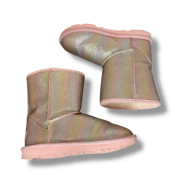 UGG Kids Classic II Glitter Boots Pink Size 4 - Picture 1 of 13